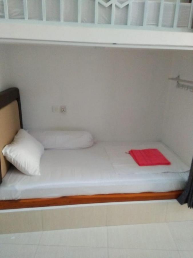 Dharma Yoga Homestay Dan Hostel Amed  Ngoại thất bức ảnh